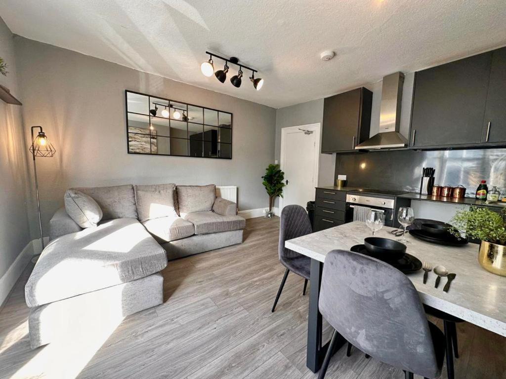 Flash Sale Brighton Train Station 3 Bedroom Flat Bn180Alon Buitenkant foto